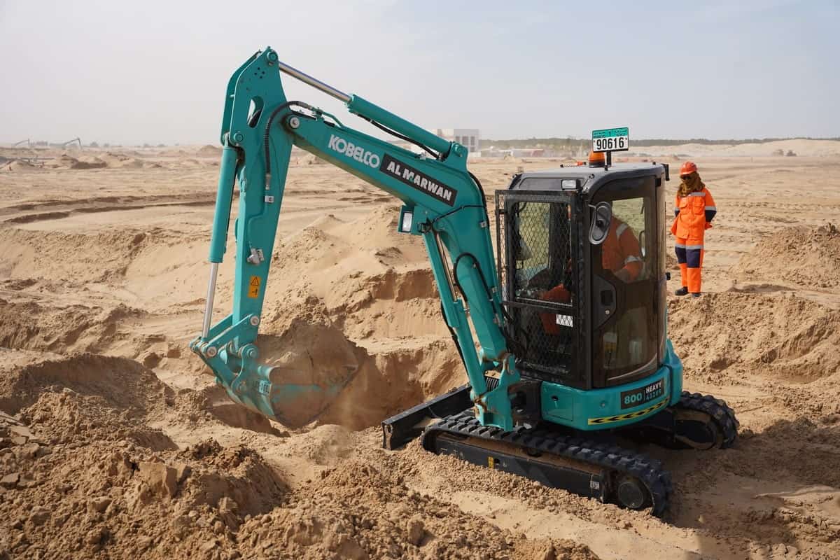 CNH diagnostic and service access